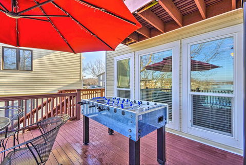 Home With Deck, And Dock On Lake Of The Ozarks! - Renee 2