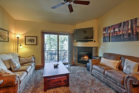 Home With Views & Fireplace-Walk To Town And Grand Lake! - Renee 1