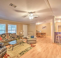 Homosassa Home w/ Fire Pit - 1.5 Mi to River