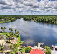 Homosassa River Home with Private Boat Ramp and Kayaks