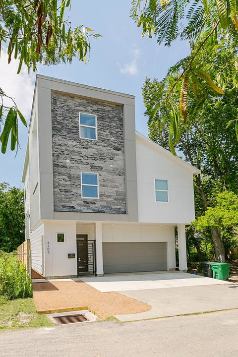 Htown Suites By Dunyha - Renee 3