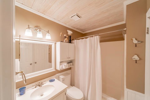 Inlet Dunes 205 Condo - Internet Find 1