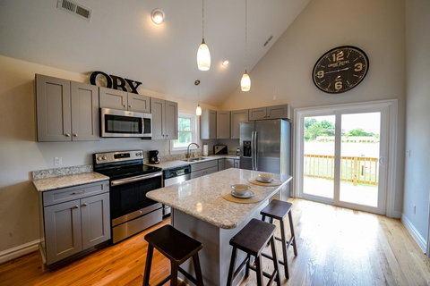 Kilmarlic Hogan Cottage - Internet Find 1