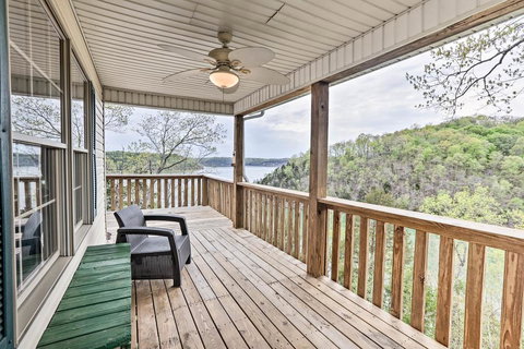 Lakefront Home In Nancy With Dock, Near Somerset - Swimm 0