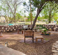 Langridge Lodge - Charming Studio Great Location Residence