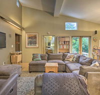 Large House with Hot Tub  Deck - Walk to Beach