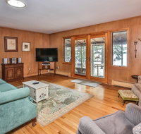 Loon Crest Lane Retreat - Hiller Vacation Homes cottage