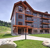 Lux Penthouse-Level Ski-In and Out Cranmore Mtn Condo
