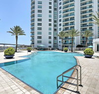 Luxurious Daytona Beach Condo with Resort Amenities