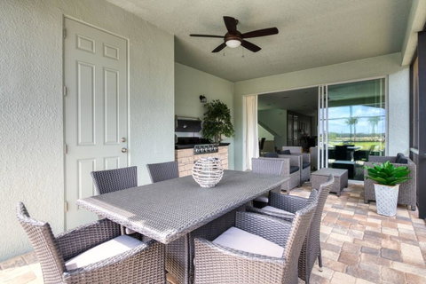 Luxury In Amelia Downs Yurt - Internet Find 3