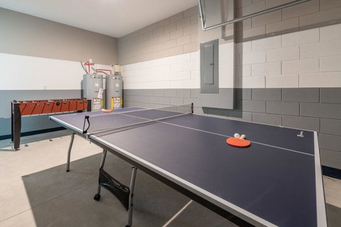 Luxury In Amelia Downs Yurt - Internet Find 1