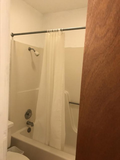 Luxury Inn - Swimm 1