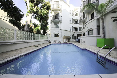 Luxury West Hollywood Apartments By Barsala - Renee 0