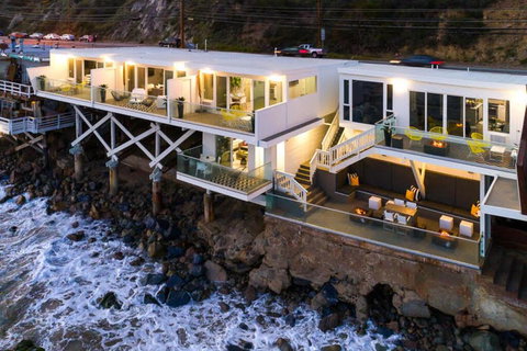 MAL-203-3 Unit - Siegel's Malibu Oceanfront Bliss Triple - Renee 0