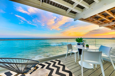 MAL-203-5 - Siegel's Malibu Oceanfront Bliss I - Renee 0