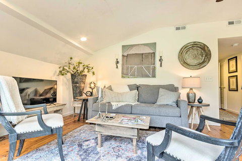 Modern Condo On Stream 4Mi To Boone & Blowing Rock - Renee 3