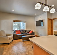 Modern Soldotna Townhome - Walk to The Kenai River