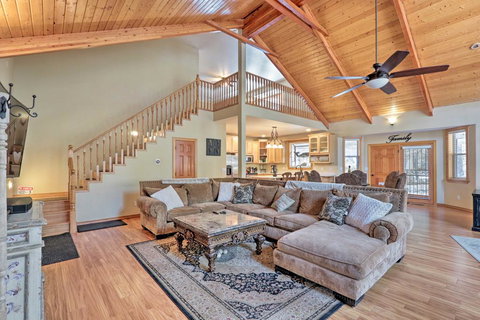 Munds Park Home W/ 1.5 Acres & Volleyball! - Renee 3