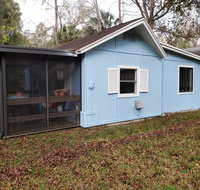 Nana's Place of Homosassa Blue Cottage