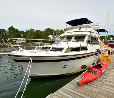 Nebi, The Floating Hotel - Internet Find 0