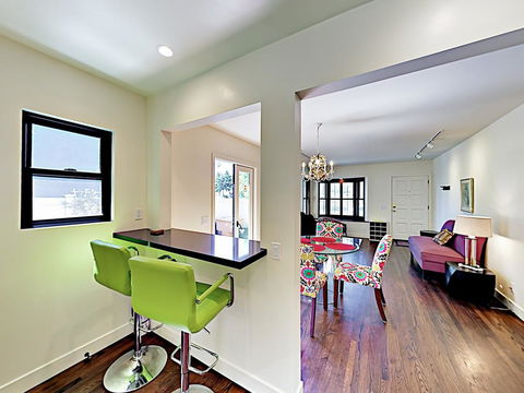 New Listing! 2-Units W/ Hot Tubs, Walk To Beach! Townhouse - Renee 3