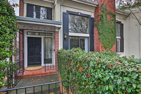 NEW Well-Appointed Residence In The Heart Of Davis - Renee 2