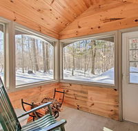 North Conway Home with Sunroom-Near Saco River
