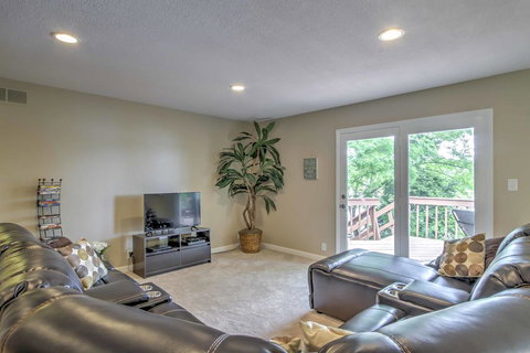 North Liberty House On Coralville Lake Near Dock! - Renee 3