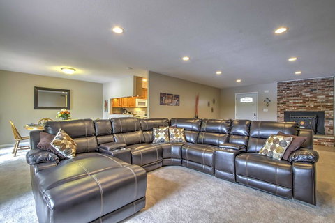 North Liberty House On Coralville Lake Near Dock! - Renee 2