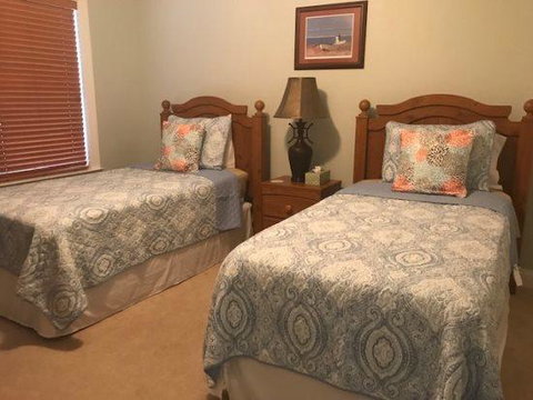 NW101 West Spruce Ave-113 - Renee 0