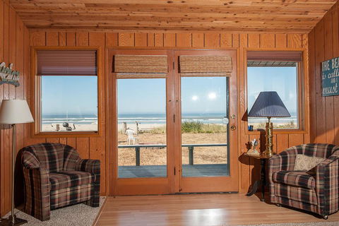Pacific Rest - Renee 2
