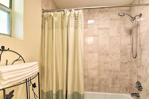 Palm Beach Gardens Home With Patio - 6 Mi To Beach! - Internet Find 1