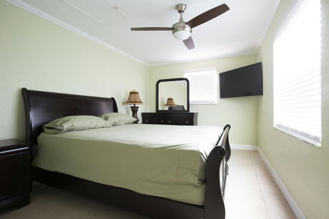 PALM BEACH GARDENS LOVELY GUEST HOUSE - Internet Find 2