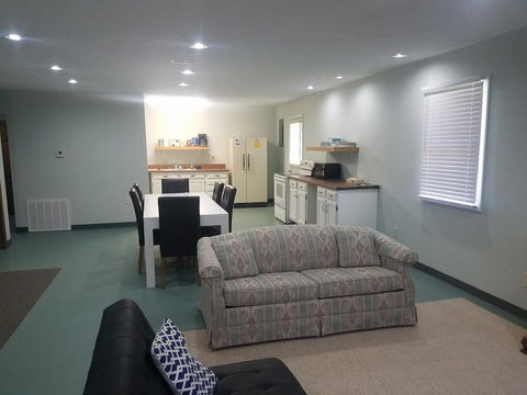 Peppermint House - Renee 2