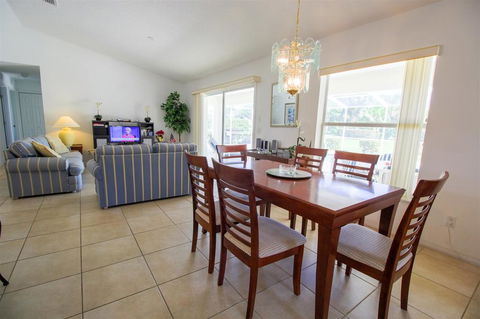 Pool Home Close To Golf And Nature - Comfort - 4 Bedroom - Renee 3
