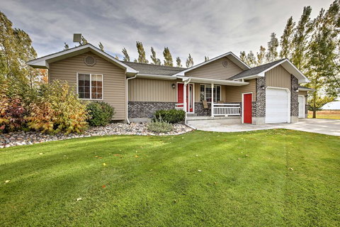 Private 2-Acre Home With Views Of The Teton River! - Swimm 0