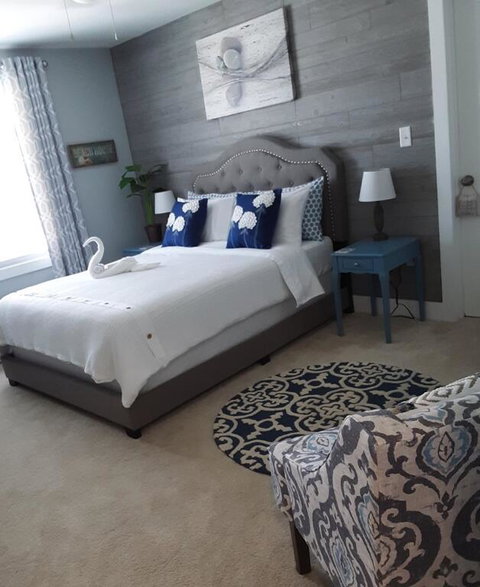 R2 SinderellasRockefellas B&B - Renee 3