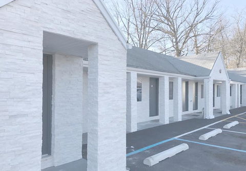Ramsey Inn & Suites - Internet Find 1