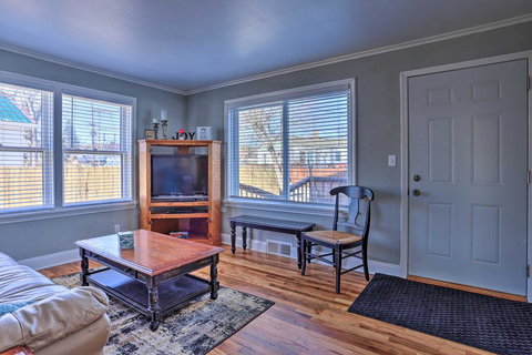 Rapid City Retreat, Walk To Canyon Lake Park! - Renee 3