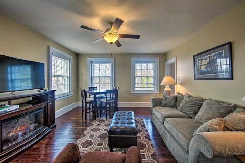 Reading Apt, Walk To Shops, Dining And City Park! - Internet Find 3