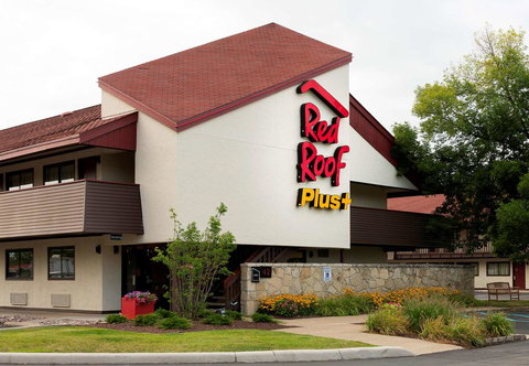 Red Roof Inn PLUS+ Pittsburgh South - Airport - Renee 2