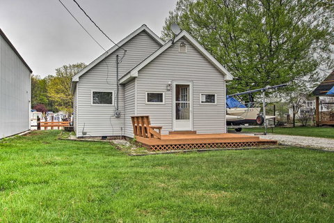 Riverfront Home On Black River With Porch & Boat Dock - Renee 1