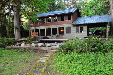 Riverside Retreat With Hot Tub - 13 Miles To Skibowl - Internet Find 0