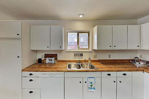 Riverview Retreat - Mins To Beach, Dunes, Lakes Home - Internet Find 2