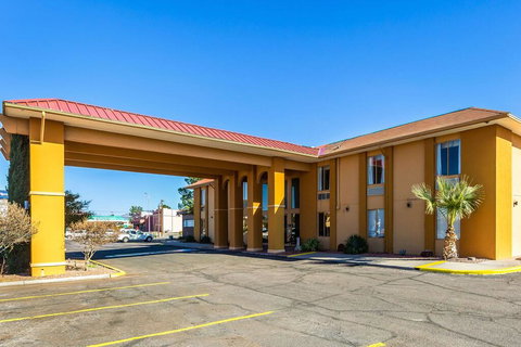 Rodeway Inn & Suites - Renee 0