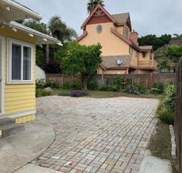 Ruth House Original Craftsman PETS walk to State st.