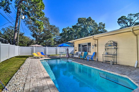 Seminole Home With Pool, 7 Minutes To Madeira Beach! - Renee 0