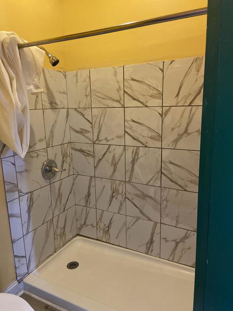 SHAROLYN MOTEL - Internet Find 2