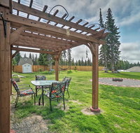 Soldotna Home with Yard Walk to Kenai River