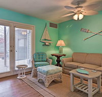 South Haven Condo with Community Pool -Walk to Beach